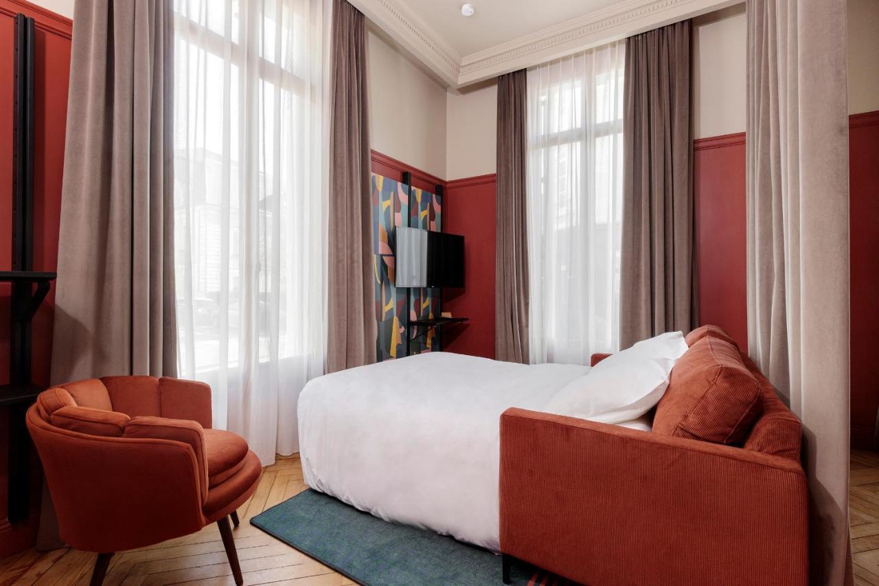 Hotel Corneille - Entree Autonome, Reception En Ligne - Encore Mieux Tours Zewnętrze zdjęcie