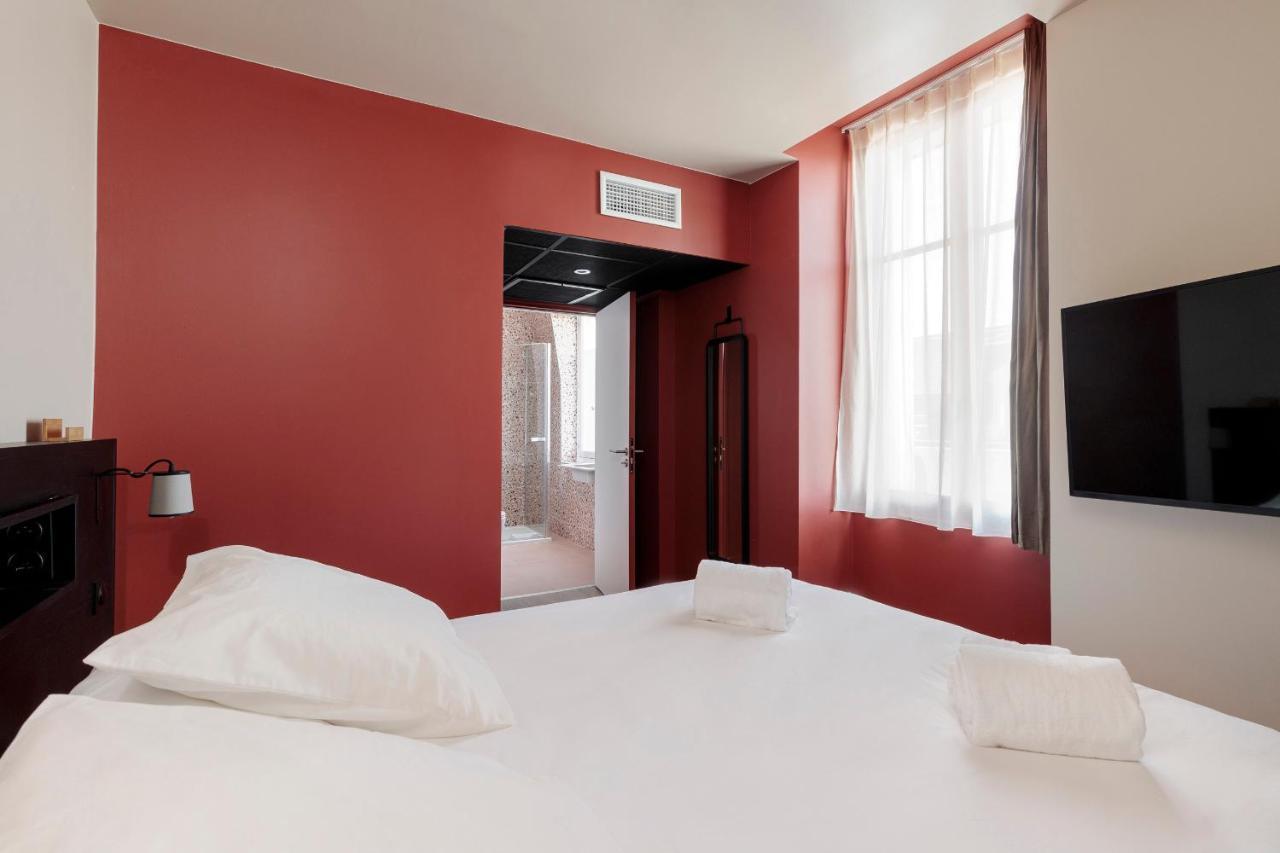 Hotel Corneille - Entree Autonome, Reception En Ligne - Encore Mieux Tours Zewnętrze zdjęcie